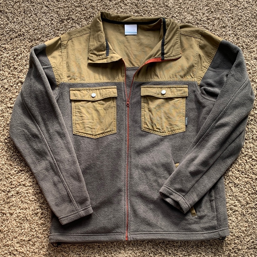 Columbia -Tone Fleece Jacket with Pockets